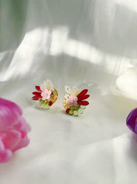 Blooming bold: January bouquet