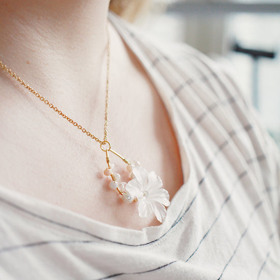 White floral necklace